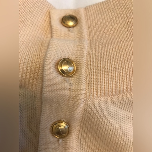 Gucci Sleeveless Blouse - Picture 7 of 7